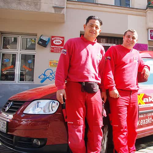 Berlin-Schluesseldienst Chef und Mitarbeiter